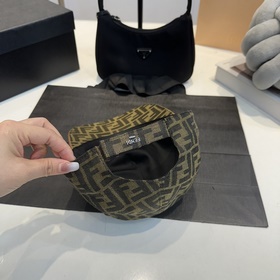 Бейсболка из ткани FF Jacquard Fendi Б