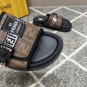 Мужские мокасины Fendi с минималистичн