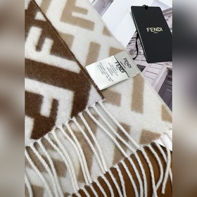 Классический кашемировый шарф Fendi с 