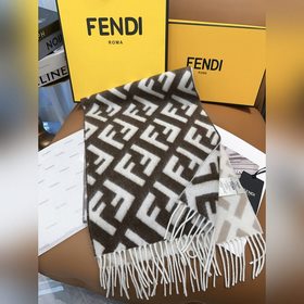 Двусторонний кашемировый шарф Fendi Mo