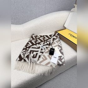 Классический кашемировый шарф Fendi с 