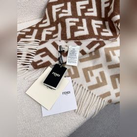 Классический кашемировый шарф Fendi с 