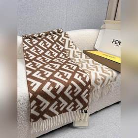 Классический кашемировый шарф Fendi с 