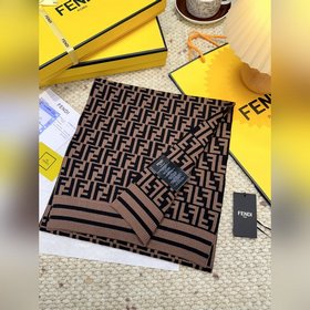 Fendi · Классический вязаный шарф FF F