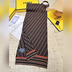 Fendi · Классический вязаный шарф FF F