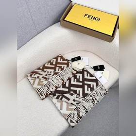 Классический кашемировый шарф Fendi с 