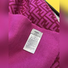 Новинка： самый популярный шарф Fendi э
