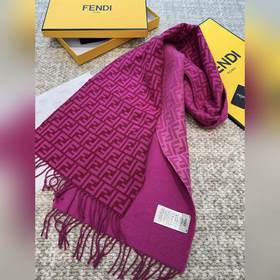 Новинка： самый популярный шарф Fendi э