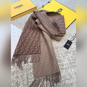 Новинка： самый популярный шарф Fendi э