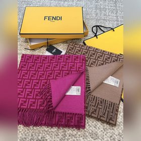 Новинка： самый популярный шарф Fendi э