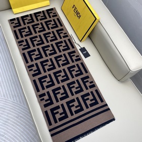 Лучшее от Fendi в Интернете! Наш самый