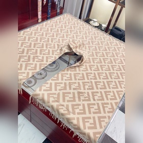 Синхронизировано с бутиком! Шаль-накид