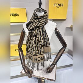 Новинка： самый популярный шарф Fendi э