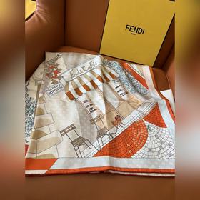 Квадратный шарф Fendi изготовлен из ше
