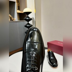 Классические мужские кожаные туфли Fer