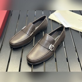 FS Ferragamo Salvatore Ferragamo Новый