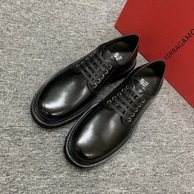 [Ferragamo] Мужские лоферы на толсто