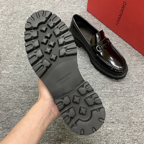 [Ferragamo] Мужские лоферы на толсто