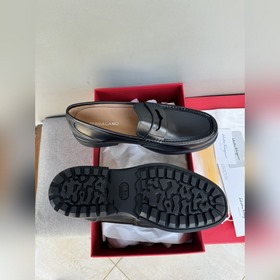 Оригинальные кожаные туфли Ferragamo з