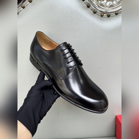 Аутентичные качественные кожаные туфли