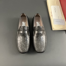 Ferragamo Качество： Реплика официаль