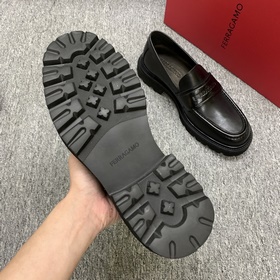 [Ferragamo] Мужские лоферы на толсто