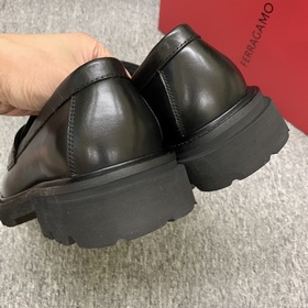 [Ferragamo] Мужские лоферы на толсто