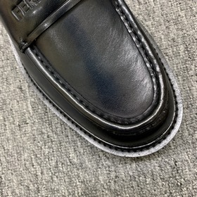 [Ferragamo] Мужские лоферы на толсто