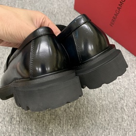 [Ferragamo] Мужские лоферы на толсто