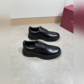 Ferragamo      - Высококачествен