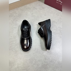 Ferragamo      - Высококачествен