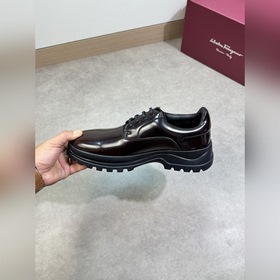 Ferragamo      - Высококачествен