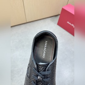 Ferragamo  - Высококачественные ауте