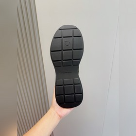 Низкие кроссовки Ferragamo Gancini Fly