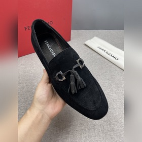 Лоферы Ferragamo Gancini с пряжкой и к