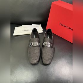 Ferragamo Premium Reseller IT Официаль