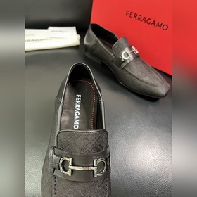 Ferragamo Premium Reseller IT Официаль