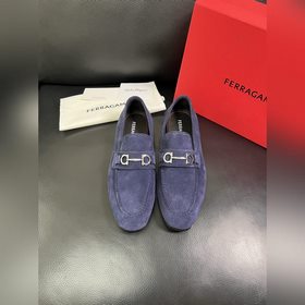 Ferragamo Premium Reseller IT Официаль