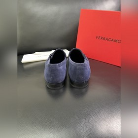 Ferragamo Premium Reseller IT Официаль