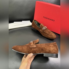 Ferragamo Premium Reseller IT Официаль