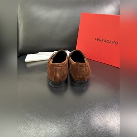 Ferragamo Premium Reseller IT Официаль
