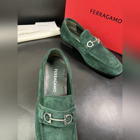 Ferragamo Premium Reseller IT Официаль