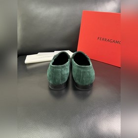 Ferragamo Premium Reseller IT Официаль