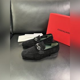 Ferragamo Premium Reseller IT Официаль