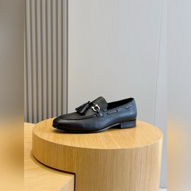 Лоферы Ferragamo Gancini с пряжкой и к