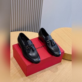 Лоферы Ferragamo Gancini с пряжкой и к