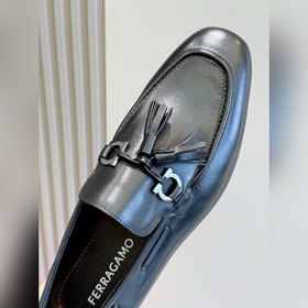 Лоферы Ferragamo Gancini с пряжкой и к