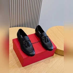 Лоферы Ferragamo Gancini с пряжкой и к
