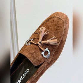 Лоферы Ferragamo Gancini с пряжкой и к