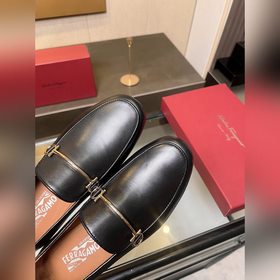 Мужские лоферы Ferragamo из высококаче